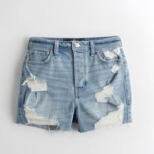 Hollister Vintage Stretch Ultra High-Rise Denim Mom Short 3"
